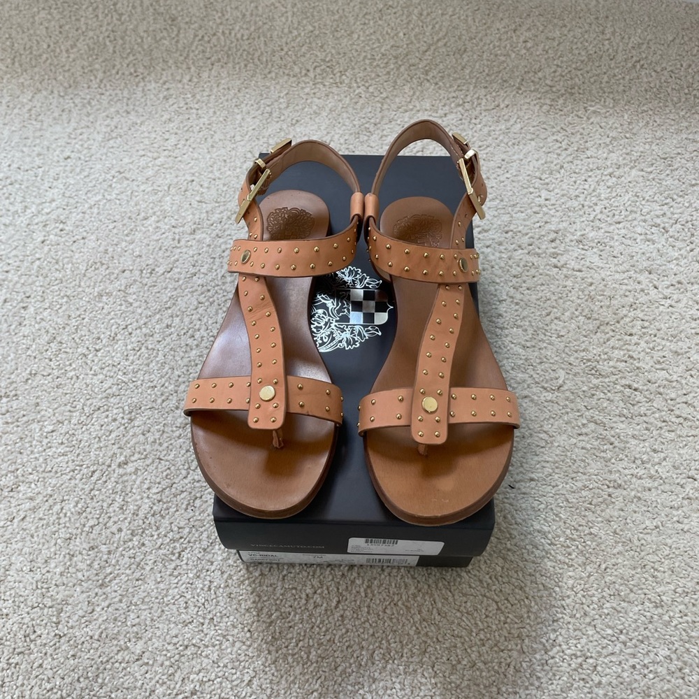 Vince Camuto Sandals - Size 7
